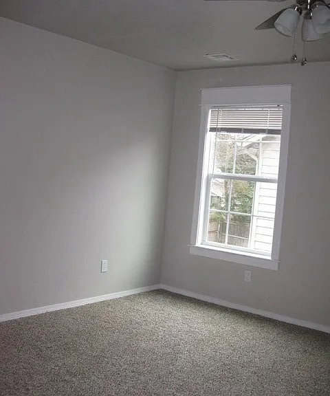 9224 S Hudson Ave — Photo 12