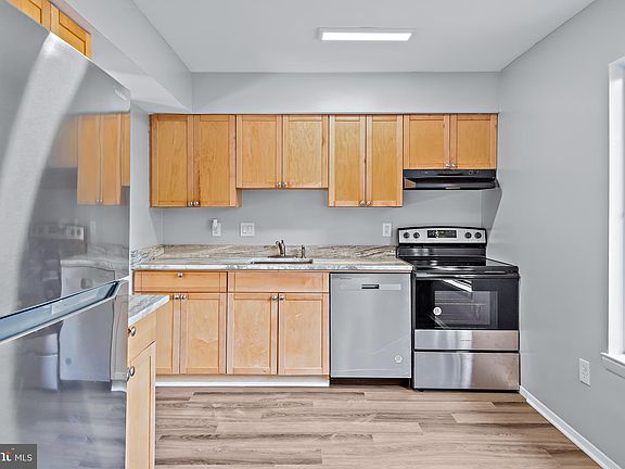 3rd image of 1228 Heartwood Ct