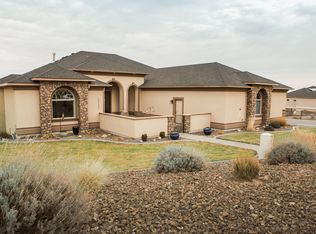 105204 E Tripple Vista Dr, Kennewick, WA