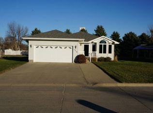 1310 11th Ave, Rock Valley, IA 51247