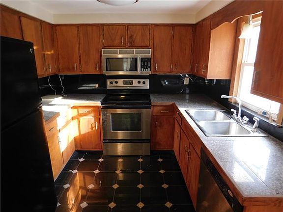 4th image of 47 Milbee Ln