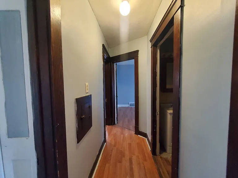 2217 W. 105th St. — Photo 16