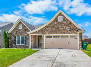 2957 Grassy Knoll Cir, Thomasville, NC 27360