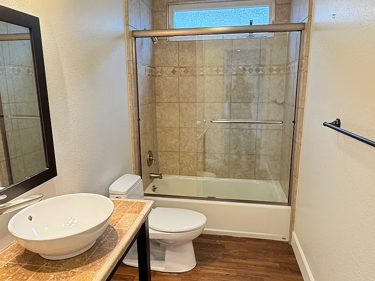 1134 Manzanita Dr — Photo 12