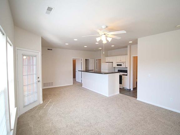 5th image of 11201 Montgall Ave #101