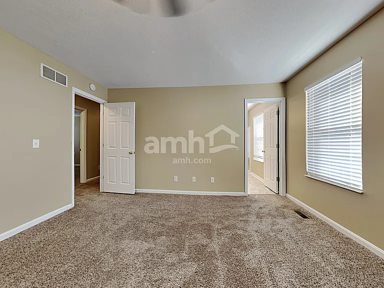 618 Fox Chase Way — Photo 13