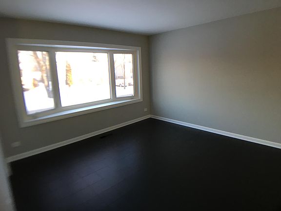 4th image of 2231 Apache Ln