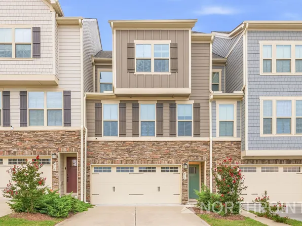 934 Channing Park Cir, Cary, NC 27519