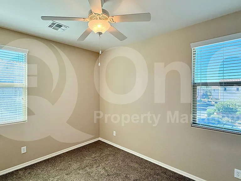 894 S Agnes Ln — Photo 13