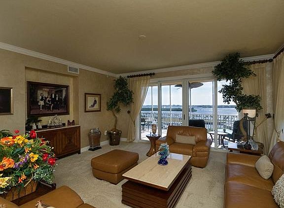 5th image of 6021 Silver King Blvd Unit 706