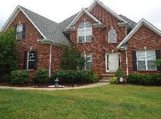 4626 Crossfield Cir, Louisville, KY 40241