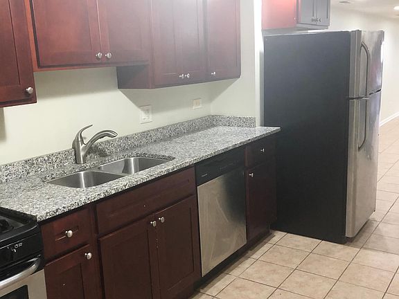 2nd image of 1217 N Hamlin Ave #Gd