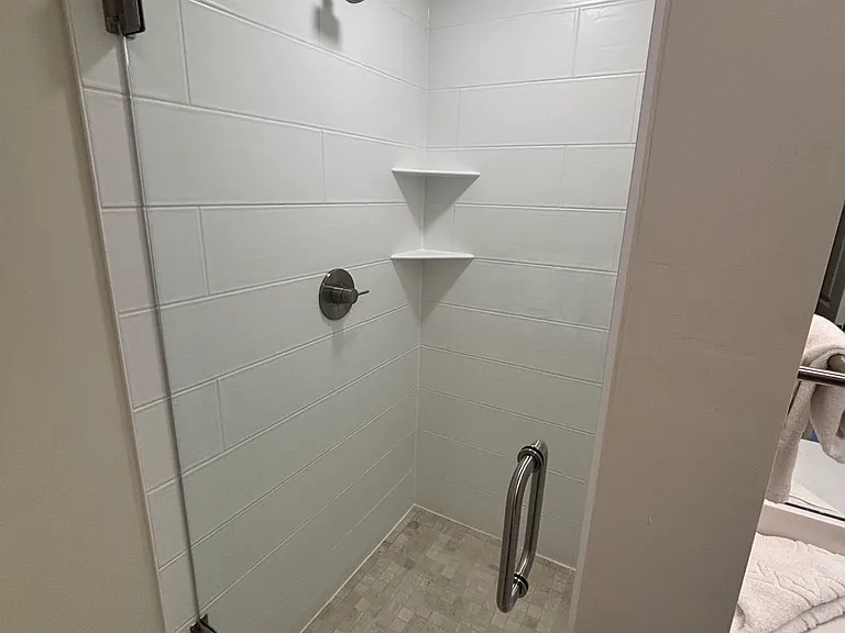 720 Baker Dr #207 — Photo 8
