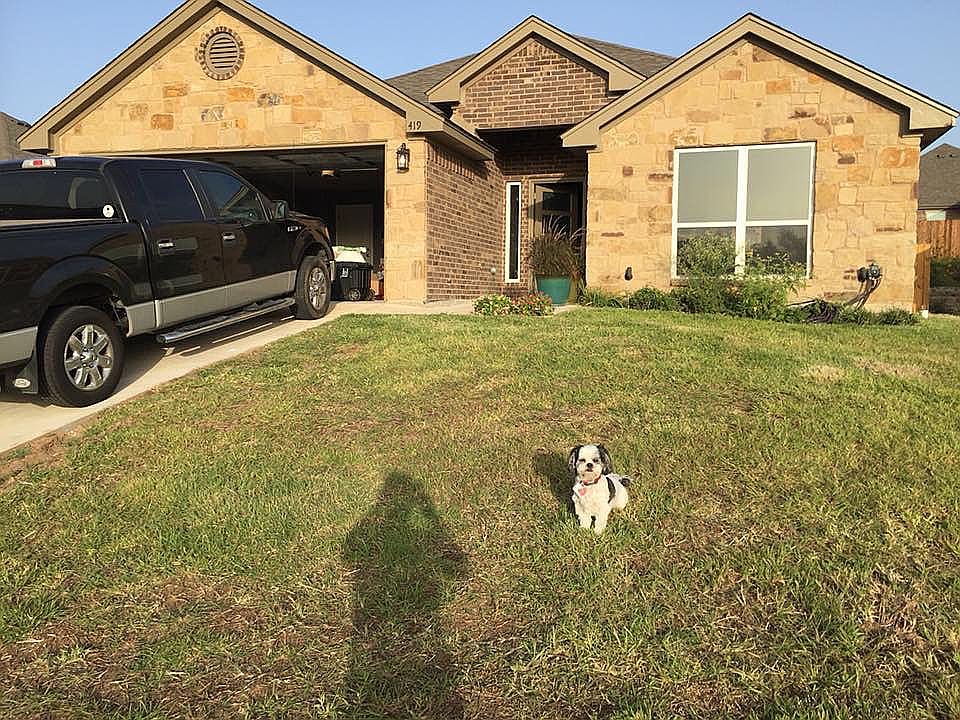 1st image of 419 Paso Fino St