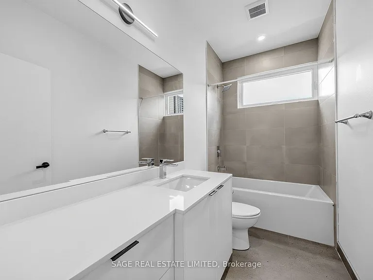 909 Castlefield Ave #3 — Photo 18