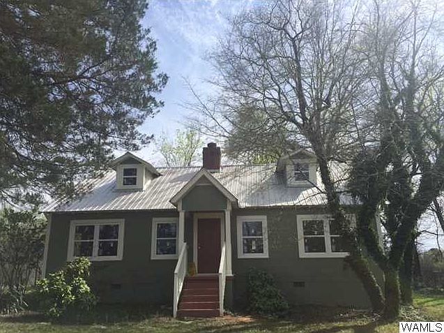 2nd image of 2401 Loop Rd
