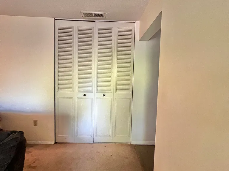 2 Shrewsbury Green Dr #I — Photo 17