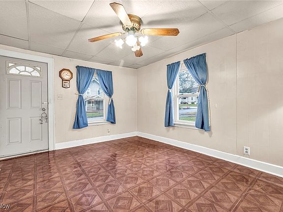 4th image of 1296 Weiser Ave