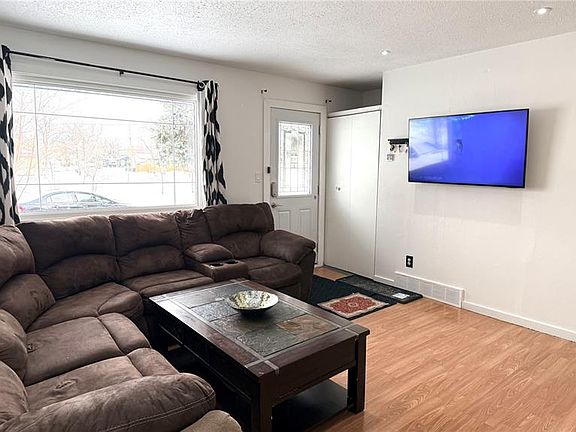 4th image of 1413 Nicholson ROAD