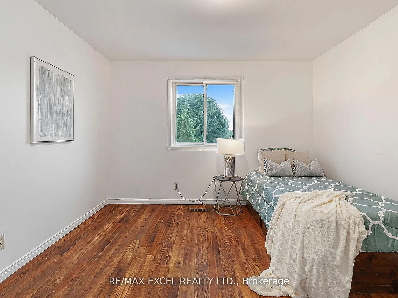5 bed, $2,999 — Photo 4