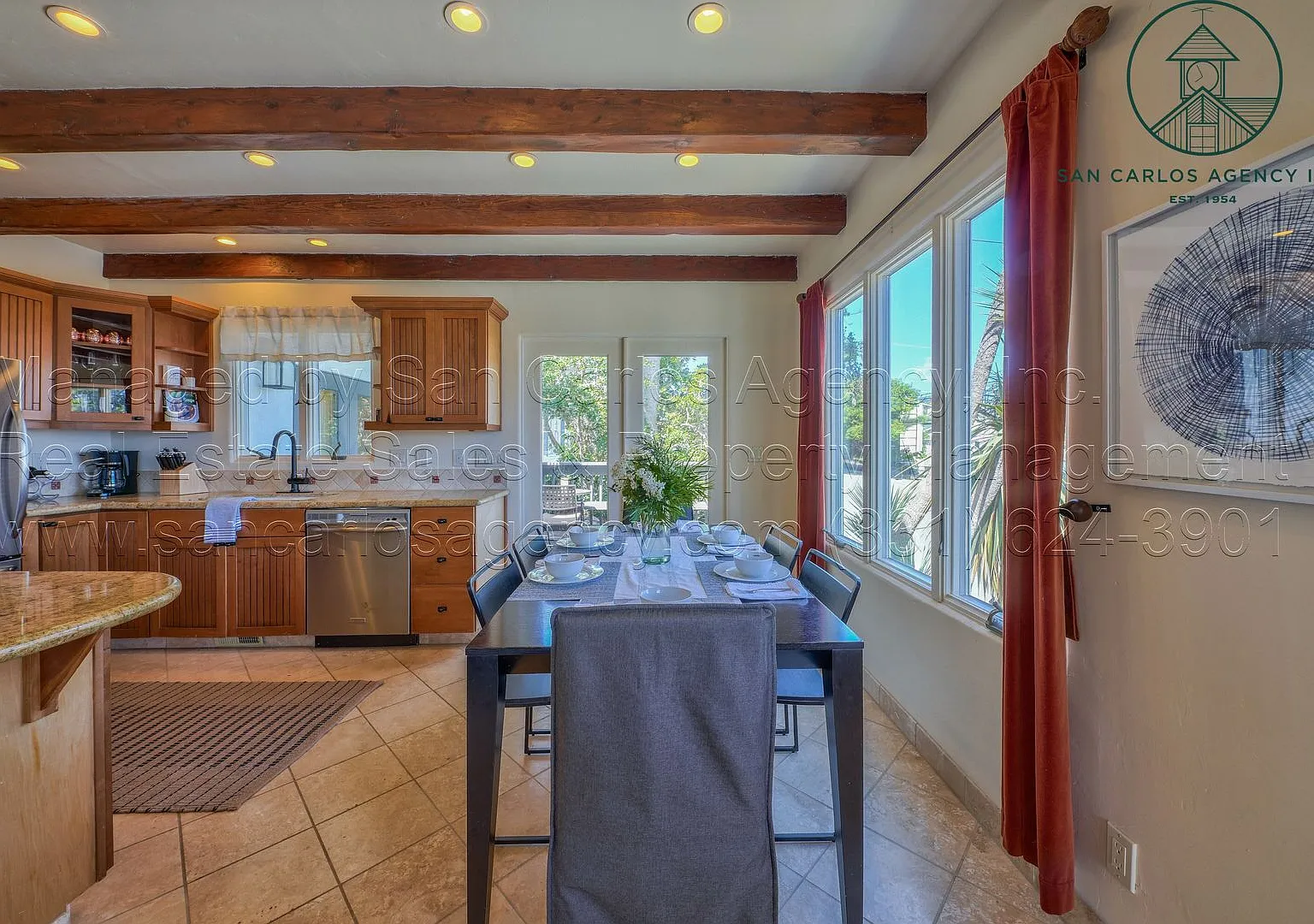 "Casita Del Mar" - Two Bedroom Spanish Style Beach Bungalow — Photo 3
