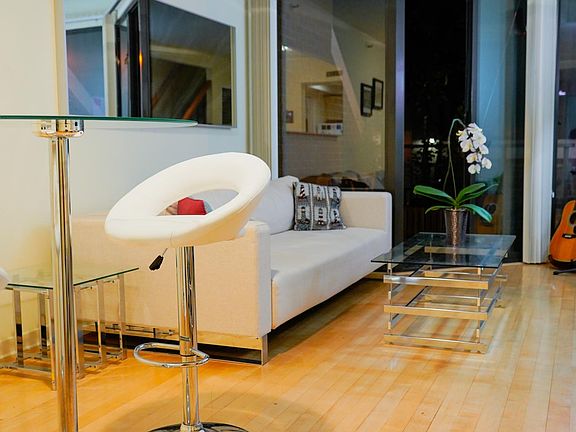 2nd image of 101 Lombard St APT 18E