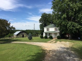 566 Bible Way Rd, Crewe, VA 23930