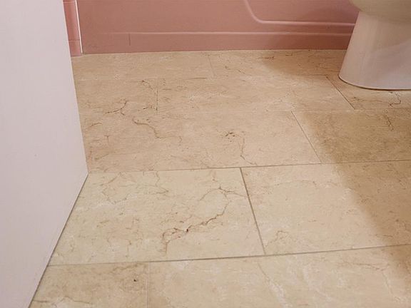 5th image of 3733 75th St APT 4