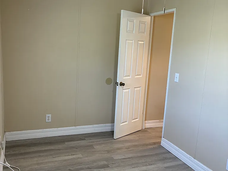 1714 Kenneth Ln — Photo 15