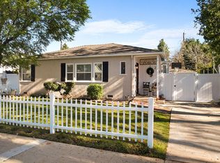 220 N Beachwood Dr, Burbank, CA