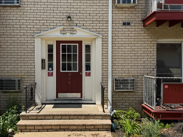 386 Hoover Ave APT 166, Bloomfield, NJ 07003