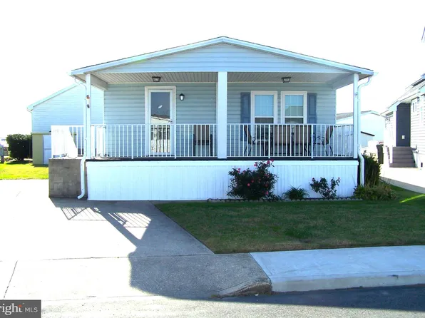 303 Nautical Ln, Ocean City, MD 21842