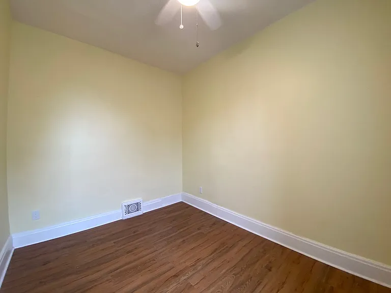 10 Shanley St #C — Photo 7