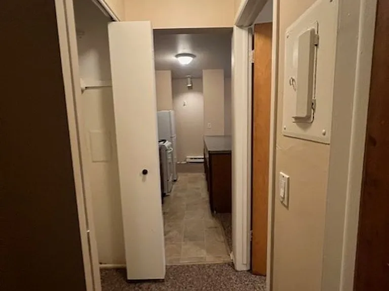913 Dewey Ave — Photo 11