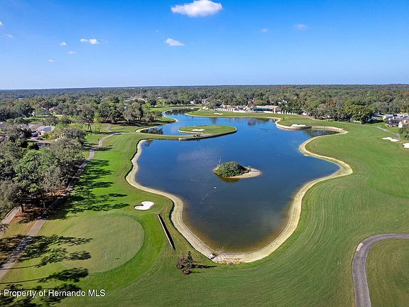 4th image of 7196 Crown Oaks Dr