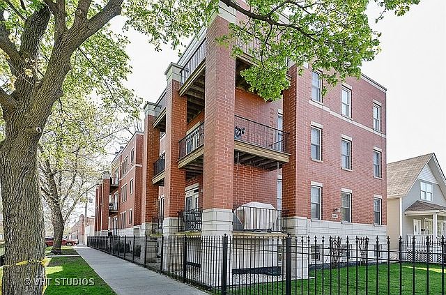 1st image of 4897 N Ashland Ave APT 3E