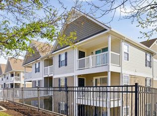 5500 NE 80th Ter UNIT 3C, Kansas City, MO 64119