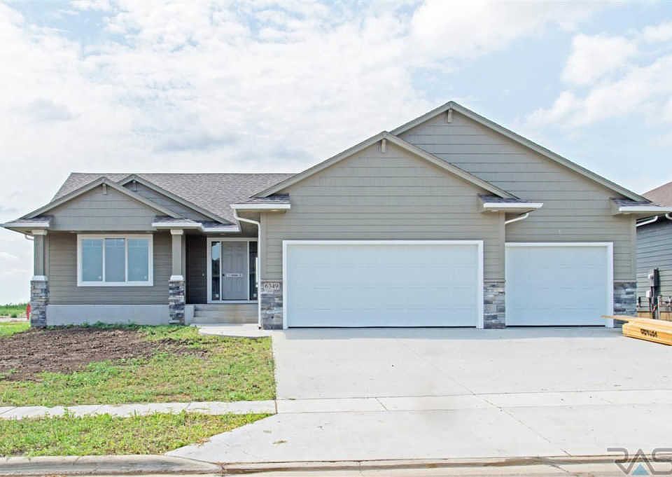 1st image of 6349 S Badlands Ct