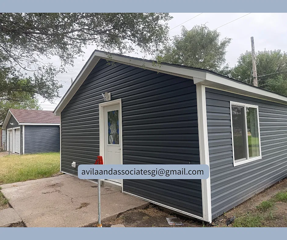 3 bed, 880 sqft, $1,600 — Photo 1