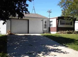 135 N 20th Ave, Monroe, WI 53566