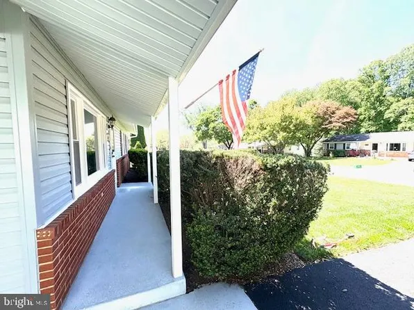 12141 Suffolk Ter, Gaithersburg, MD 20878