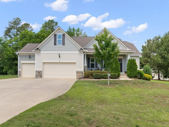 548 Brazil Nut Ln, Smithfield, NC 27577