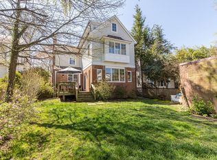 4515 Yuma St NW, Washington, DC 20016