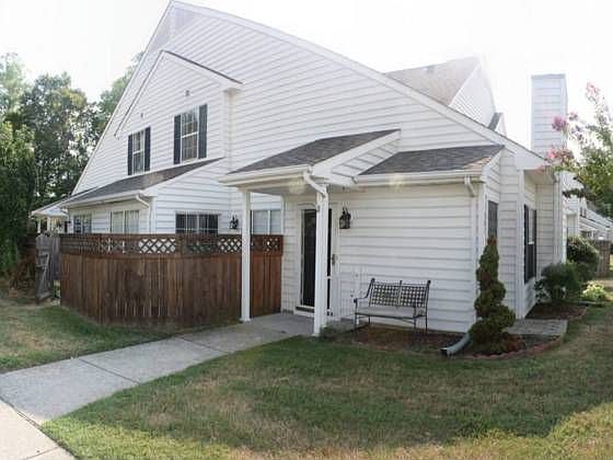 1st image of 501 Hamlet Ct