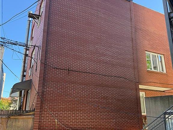 5th image of 119 Oceanview Ave