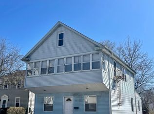 374 Maple Ave #2, Barrington, RI 02806