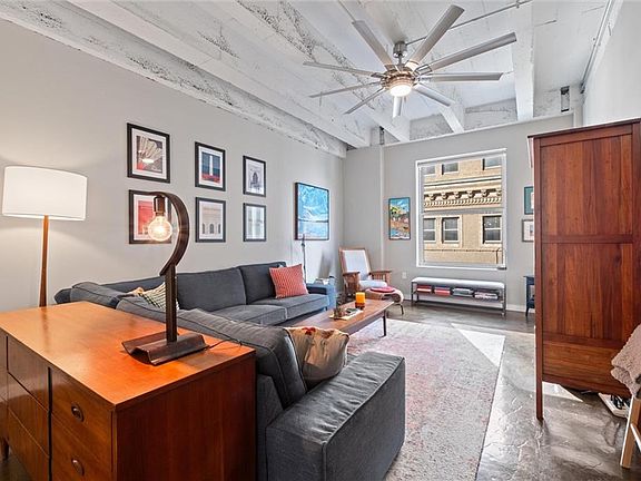 3rd image of 21 W 10th St APT 7D