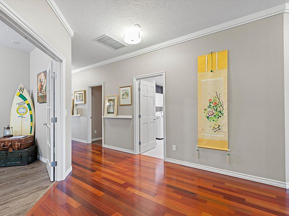 5th image of 334 Columbia Point Dr Unit 202