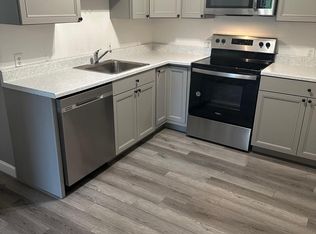 195 Pleasant St #2, Hanson, MA 02341