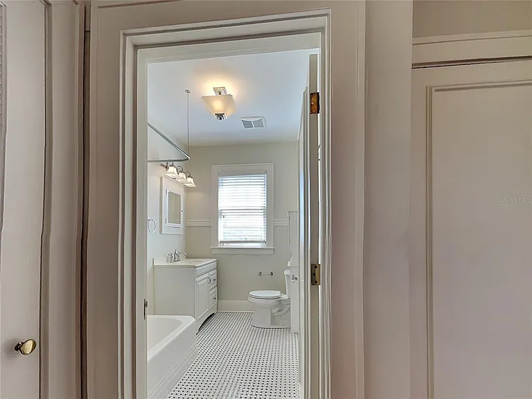 1806 W Morrison Ave #3 — Photo 15